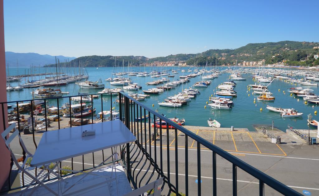 Al Molo Sea View Rooms Lerici Exterior foto